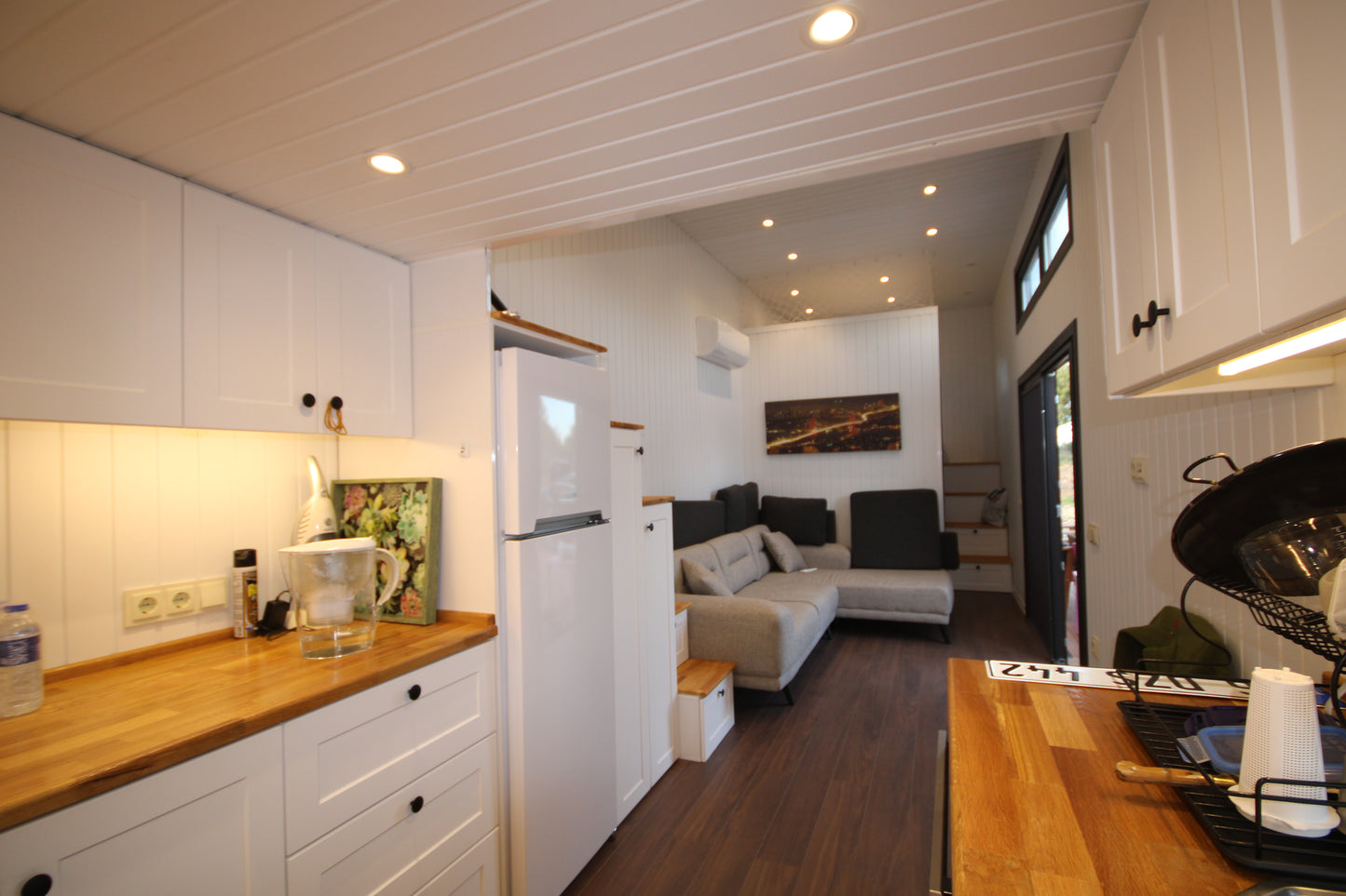 Aurora Home