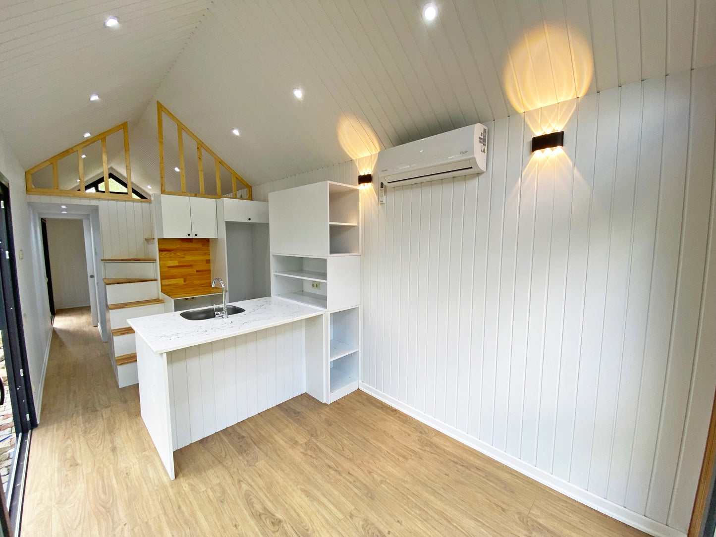 Gloria Home