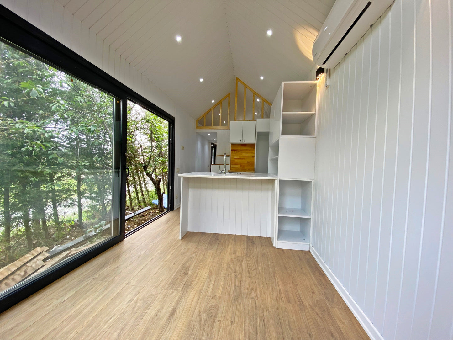 Gloria Home